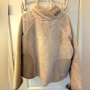 Nike hooded pullover